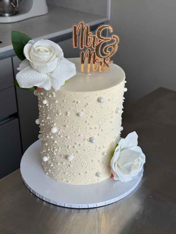 Engagement cakes